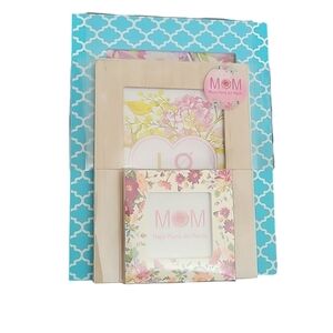 Best Mom in the World 3 Piece Frame Gift Set